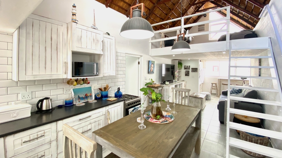 2 Bedroom Property for Sale in Dwarskersbos Western Cape